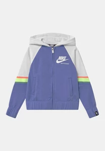 Nike D Heritage